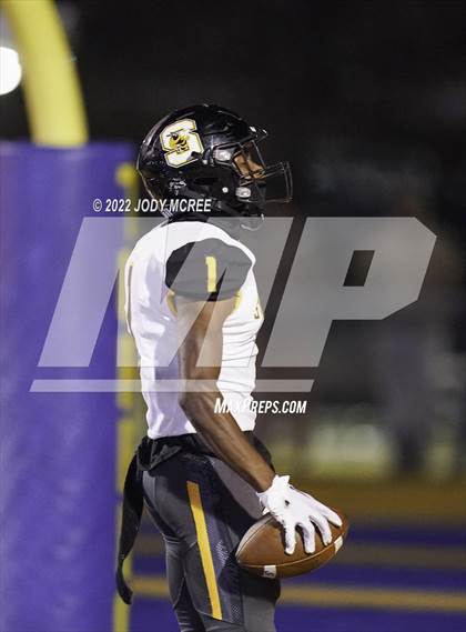 Thumbnail 3 in Starkville @ Tupelo (MSHAA 6A Semifinal) photogallery.