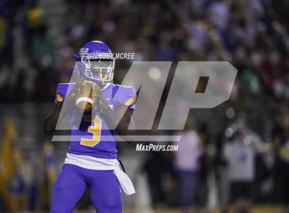 Thumbnail 3 in Starkville @ Tupelo (MSHAA 6A Semifinal) photogallery.