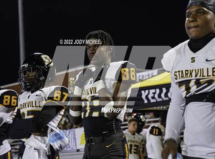 Thumbnail 2 in Starkville @ Tupelo (MSHAA 6A Semifinal) photogallery.