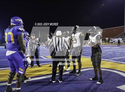 Thumbnail 3 in Starkville @ Tupelo (MSHAA 6A Semifinal) photogallery.