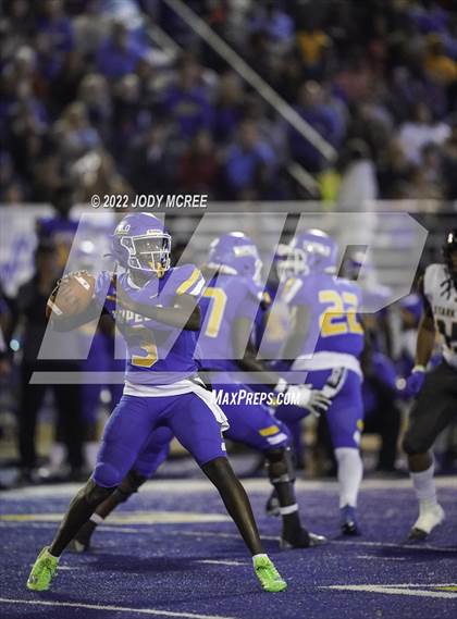 Thumbnail 1 in Starkville @ Tupelo (MSHAA 6A Semifinal) photogallery.