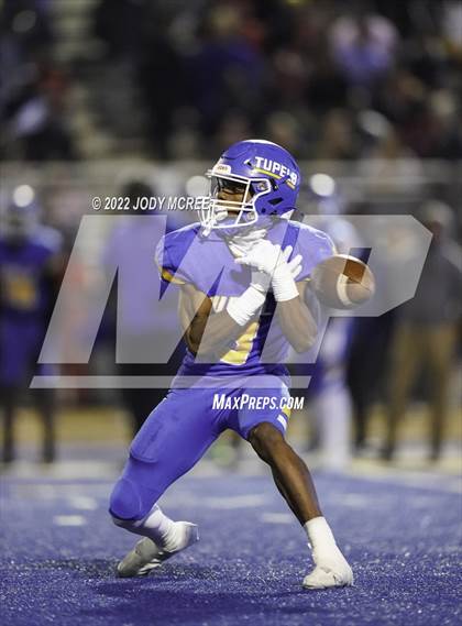 Thumbnail 2 in Starkville @ Tupelo (MSHAA 6A Semifinal) photogallery.