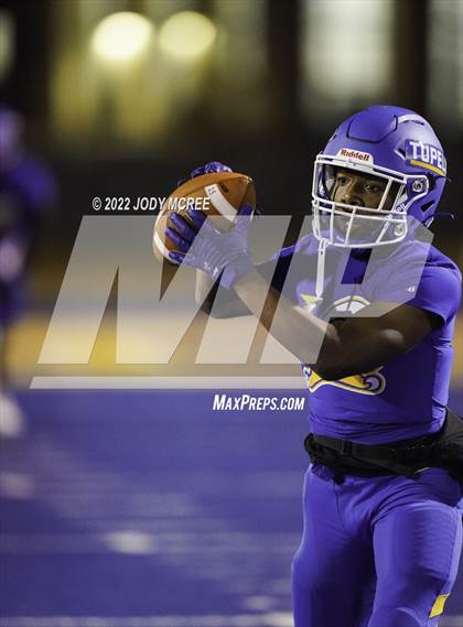 Thumbnail 1 in Starkville @ Tupelo (MSHAA 6A Semifinal) photogallery.