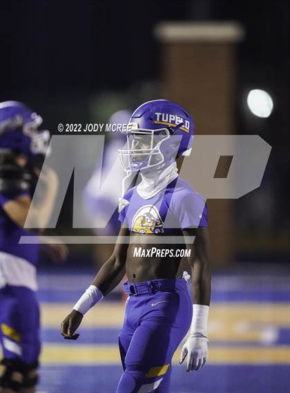 Thumbnail 3 in Starkville @ Tupelo (MSHAA 6A Semifinal) photogallery.