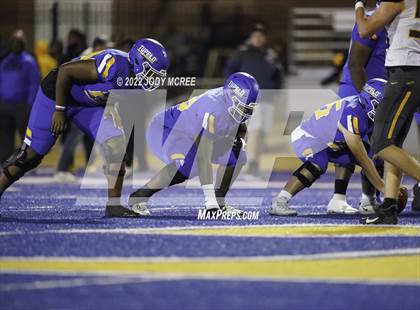 Thumbnail 3 in Starkville @ Tupelo (MSHAA 6A Semifinal) photogallery.