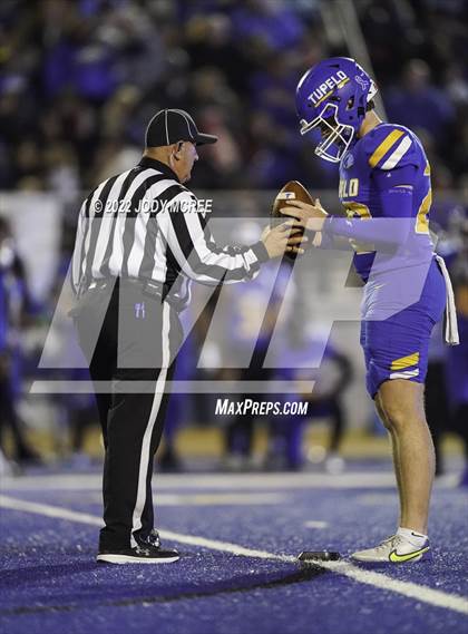 Thumbnail 2 in Starkville @ Tupelo (MSHAA 6A Semifinal) photogallery.