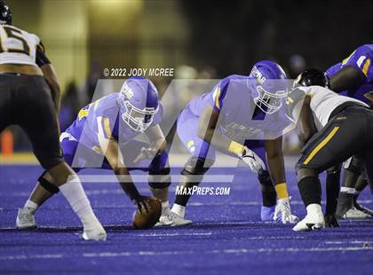 Thumbnail 2 in Starkville @ Tupelo (MSHAA 6A Semifinal) photogallery.
