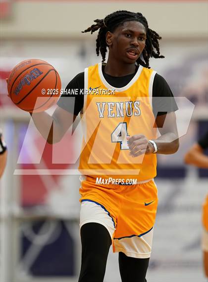 Thumbnail 2 in Venus @ Life Waxahachie photogallery.