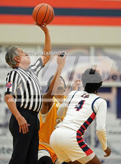 Thumbnail 3 in Venus @ Life Waxahachie photogallery.