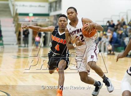 Thumbnail 2 in Bowman Academy vs. Bogan (LeBron James Classic) photogallery.