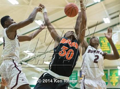 Thumbnail 3 in Bowman Academy vs. Bogan (LeBron James Classic) photogallery.