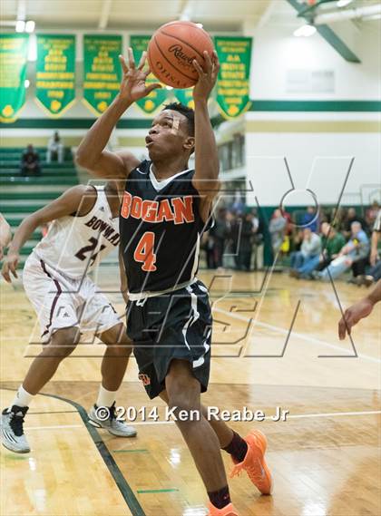 Thumbnail 3 in Bowman Academy vs. Bogan (LeBron James Classic) photogallery.