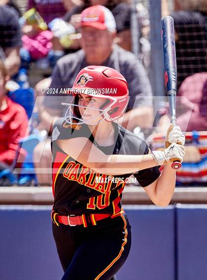 Thumbnail 3 in Capital Christian vs. Oakdale (CIF SJS D3 Final) photogallery.