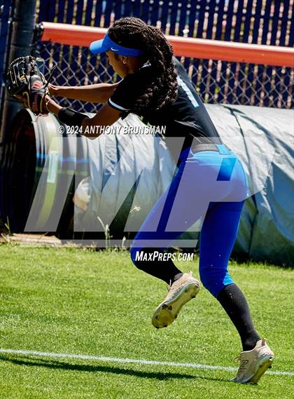 Thumbnail 3 in Capital Christian vs. Oakdale (CIF SJS D3 Final) photogallery.