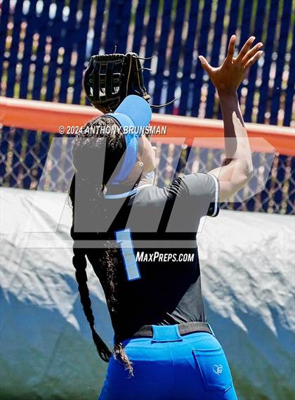 Thumbnail 1 in Capital Christian vs. Oakdale (CIF SJS D3 Final) photogallery.