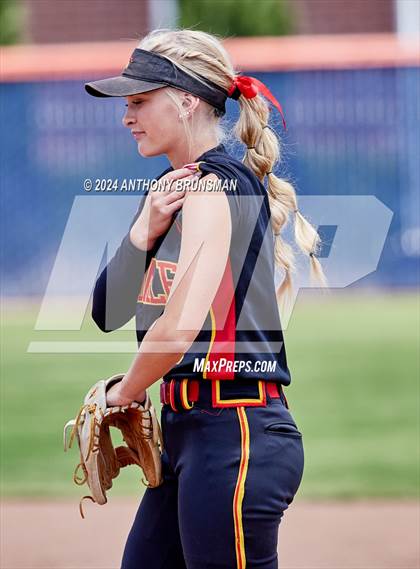 Thumbnail 3 in Capital Christian vs. Oakdale (CIF SJS D3 Final) photogallery.