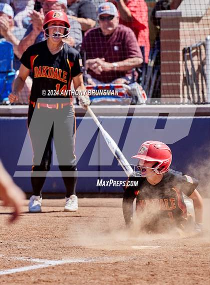 Thumbnail 3 in Capital Christian vs. Oakdale (CIF SJS D3 Final) photogallery.