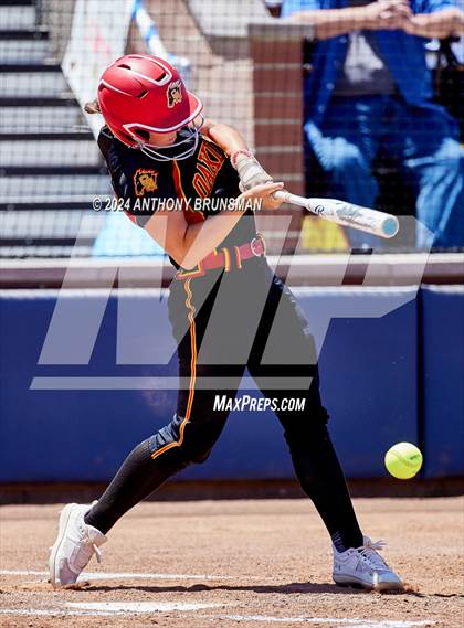 Thumbnail 3 in Capital Christian vs. Oakdale (CIF SJS D3 Final) photogallery.