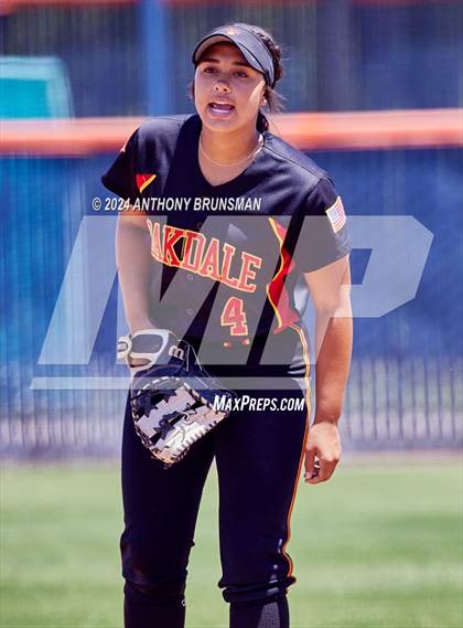 Thumbnail 3 in Capital Christian vs. Oakdale (CIF SJS D3 Final) photogallery.