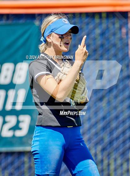 Thumbnail 1 in Capital Christian vs. Oakdale (CIF SJS D3 Final) photogallery.