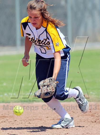 Thumbnail 2 in Seaside vs Notre Dame (CIF CCS D3 Quarterfinal) photogallery.