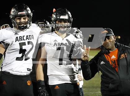 Thumbnail 2 in Kennedy vs. Arcata (CIF NCS D6 First Round) photogallery.