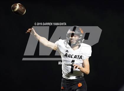 Thumbnail 3 in Kennedy vs. Arcata (CIF NCS D6 First Round) photogallery.