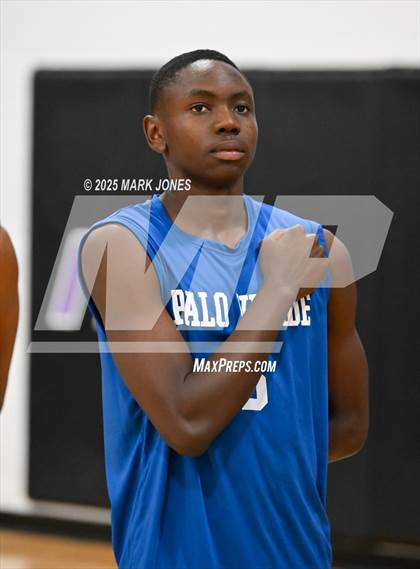Thumbnail 1 in Northwest Christian vs. Palo Verde (AIA 3A Round 1 Playoff) photogallery.