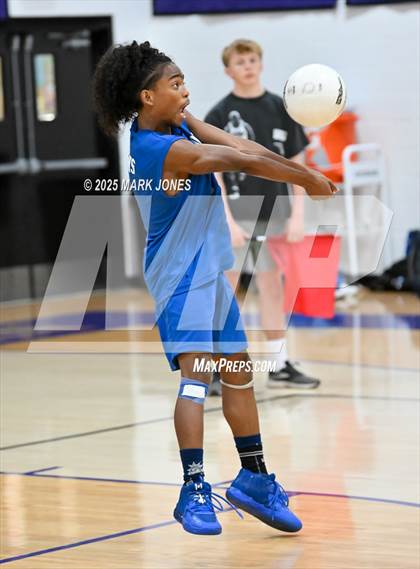 Thumbnail 3 in Northwest Christian vs. Palo Verde (AIA 3A Round 1 Playoff) photogallery.