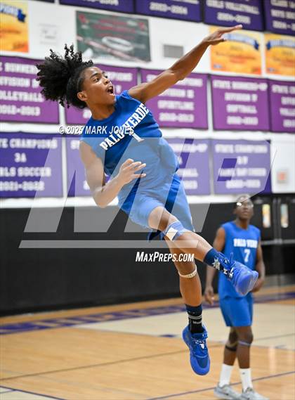 Thumbnail 2 in Northwest Christian vs. Palo Verde (AIA 3A Round 1 Playoff) photogallery.
