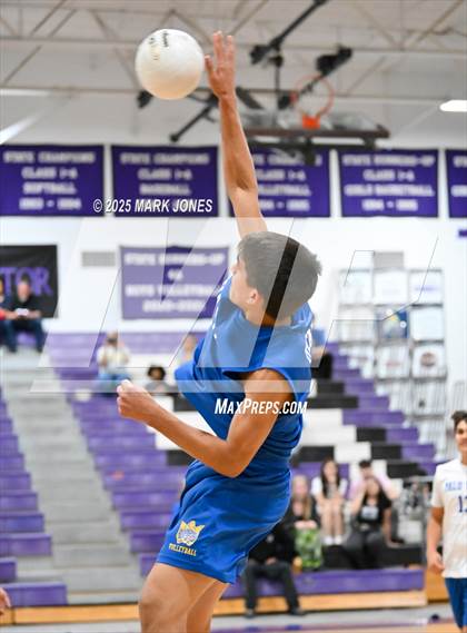 Thumbnail 3 in Northwest Christian vs. Palo Verde (AIA 3A Round 1 Playoff) photogallery.