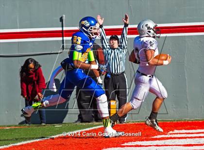Thumbnail 2 in Plymouth vs. Robbinsville (NCHSAA 1A Final) photogallery.
