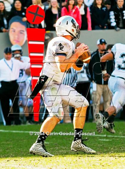Thumbnail 2 in Plymouth vs. Robbinsville (NCHSAA 1A Final) photogallery.
