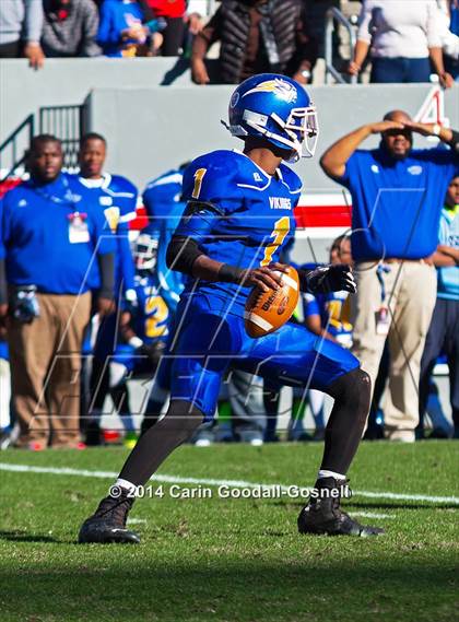 Thumbnail 1 in Plymouth vs. Robbinsville (NCHSAA 1A Final) photogallery.