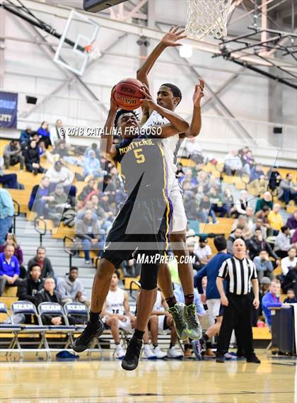 Thumbnail 1 in St. Thomas More vs Montverde CBD (Metro Classic) photogallery.