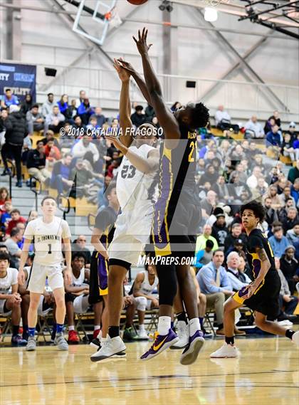 Thumbnail 2 in St. Thomas More vs Montverde CBD (Metro Classic) photogallery.