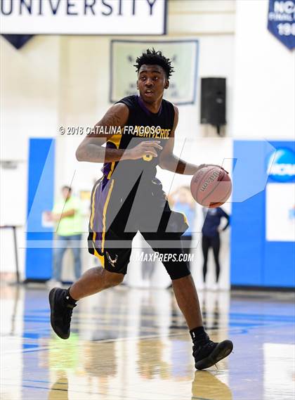 Thumbnail 3 in St. Thomas More vs Montverde CBD (Metro Classic) photogallery.