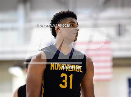 Thumbnail 2 in St. Thomas More vs Montverde CBD (Metro Classic) photogallery.