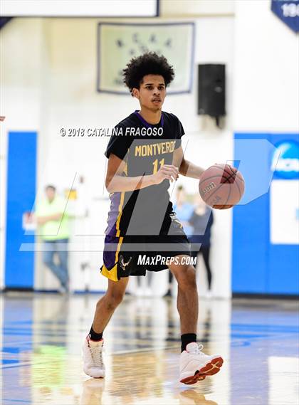 Thumbnail 1 in St. Thomas More vs Montverde CBD (Metro Classic) photogallery.