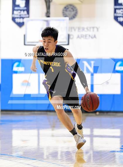 Thumbnail 2 in St. Thomas More vs Montverde CBD (Metro Classic) photogallery.