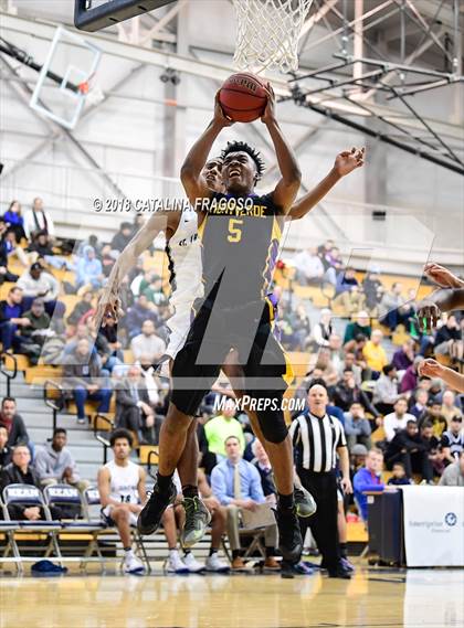 Thumbnail 1 in St. Thomas More vs Montverde CBD (Metro Classic) photogallery.