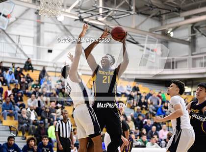 Thumbnail 2 in St. Thomas More vs Montverde CBD (Metro Classic) photogallery.