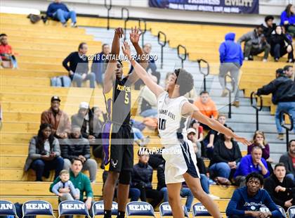 Thumbnail 1 in St. Thomas More vs Montverde CBD (Metro Classic) photogallery.