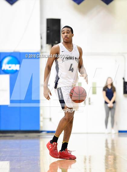Thumbnail 3 in St. Thomas More vs Montverde CBD (Metro Classic) photogallery.