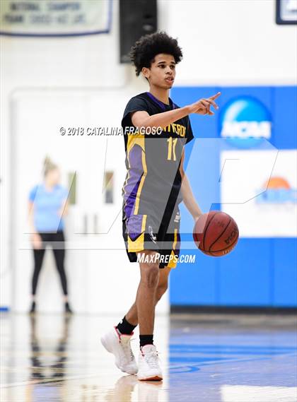Thumbnail 2 in St. Thomas More vs Montverde CBD (Metro Classic) photogallery.