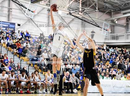 Thumbnail 2 in St. Thomas More vs Montverde CBD (Metro Classic) photogallery.