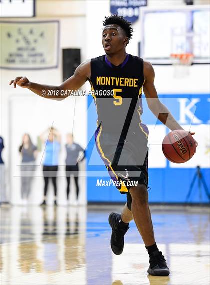 Thumbnail 1 in St. Thomas More vs Montverde CBD (Metro Classic) photogallery.