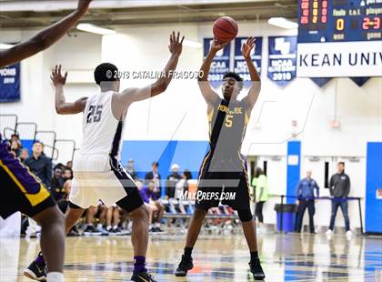 Thumbnail 2 in St. Thomas More vs Montverde CBD (Metro Classic) photogallery.