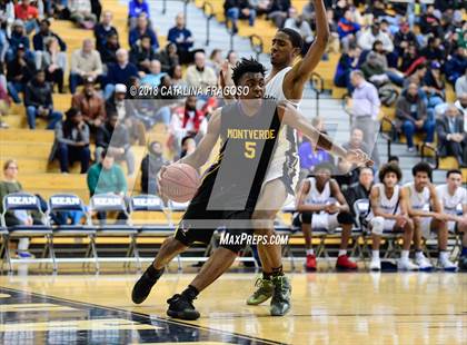 Thumbnail 1 in St. Thomas More vs Montverde CBD (Metro Classic) photogallery.