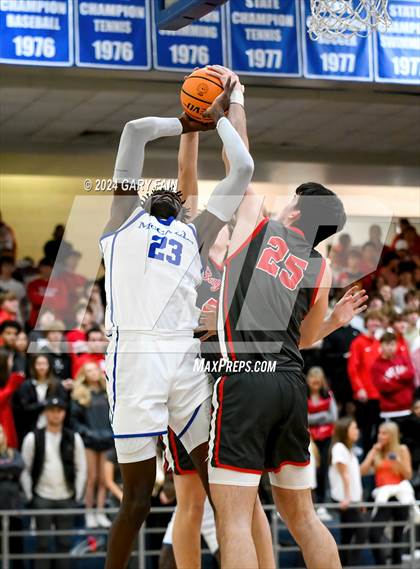 Thumbnail 2 in Baylor @ McCallie photogallery.